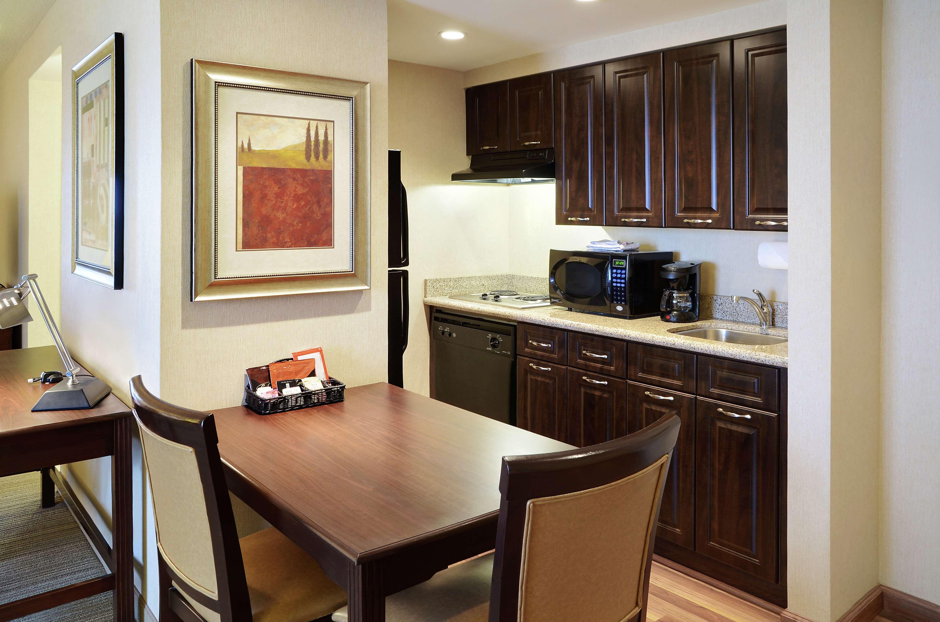Homewood Suites By Hilton ברלינגטון מראה חיצוני תמונה