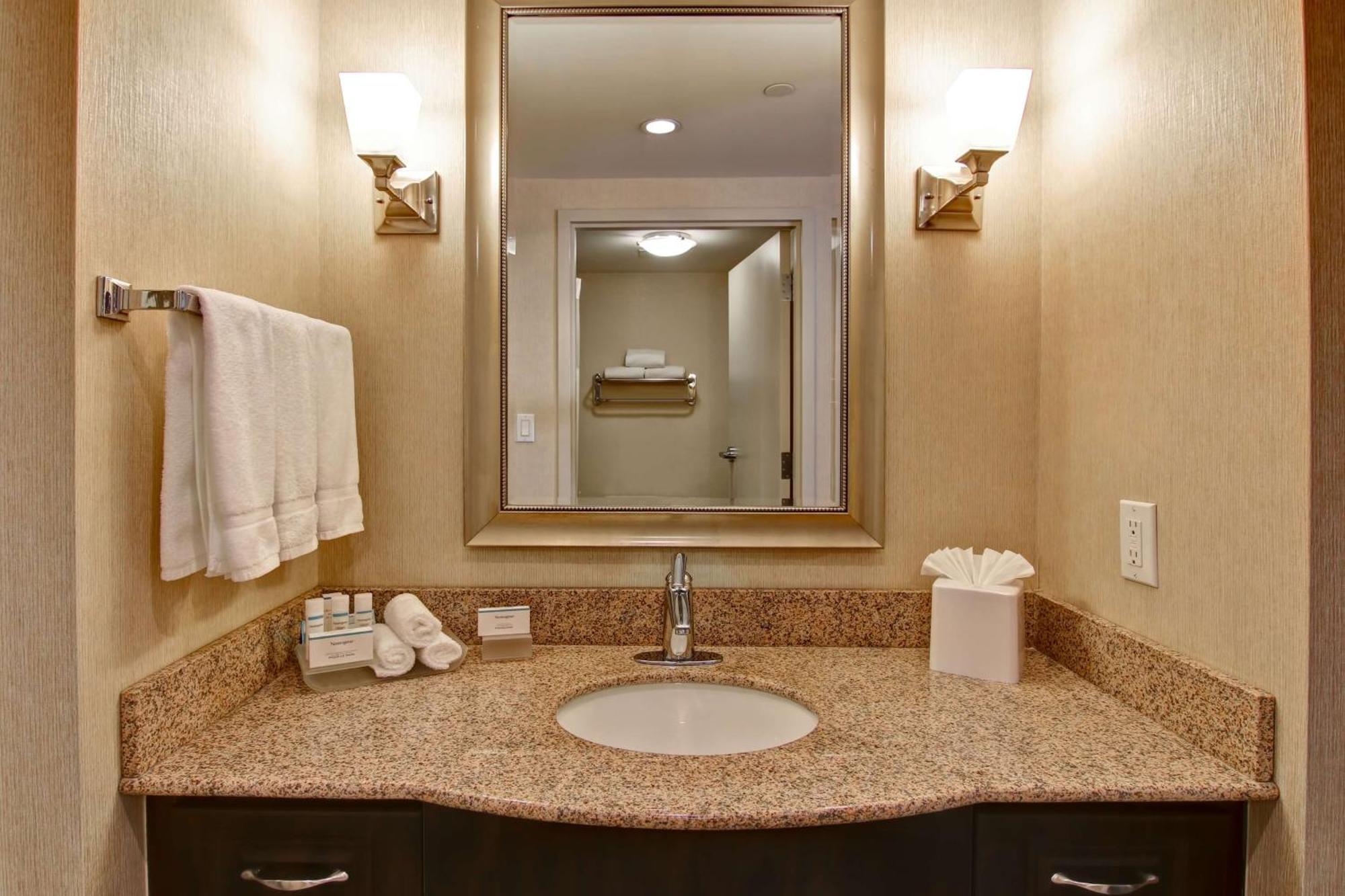 Homewood Suites By Hilton ברלינגטון מראה חיצוני תמונה